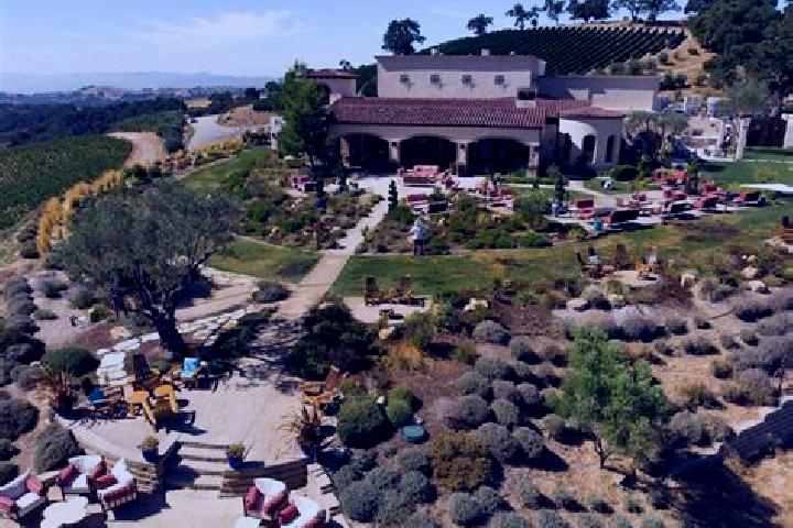 escort Vineyards