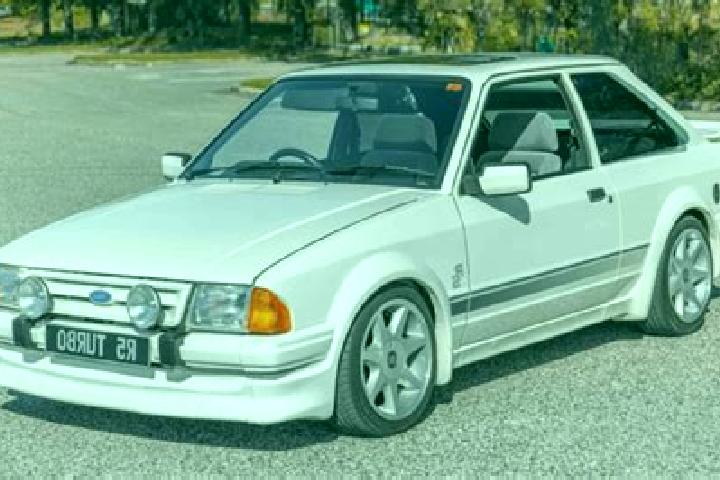 escort Voorst