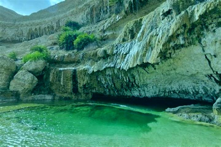 escort Wadi ash Shajinah