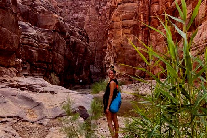 escort Wadi Utbah