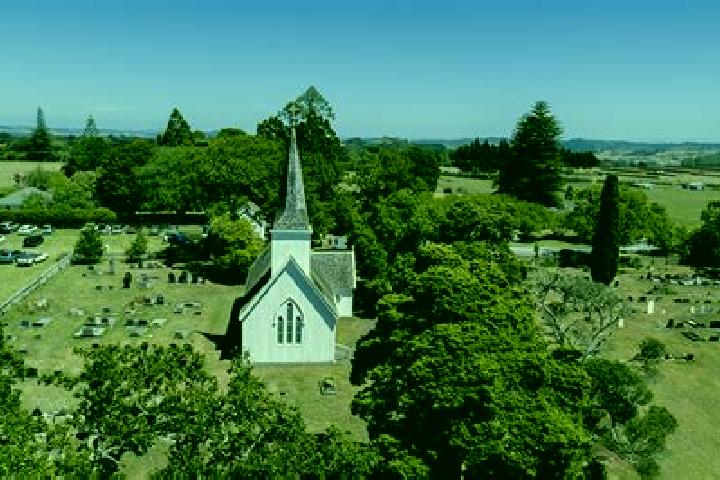 escort Waimate North