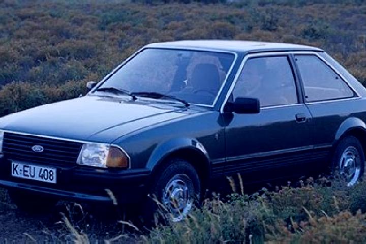 escort Waratah