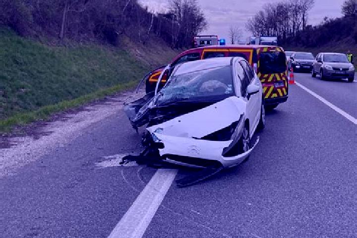 escort Waret-la-Chaussee
