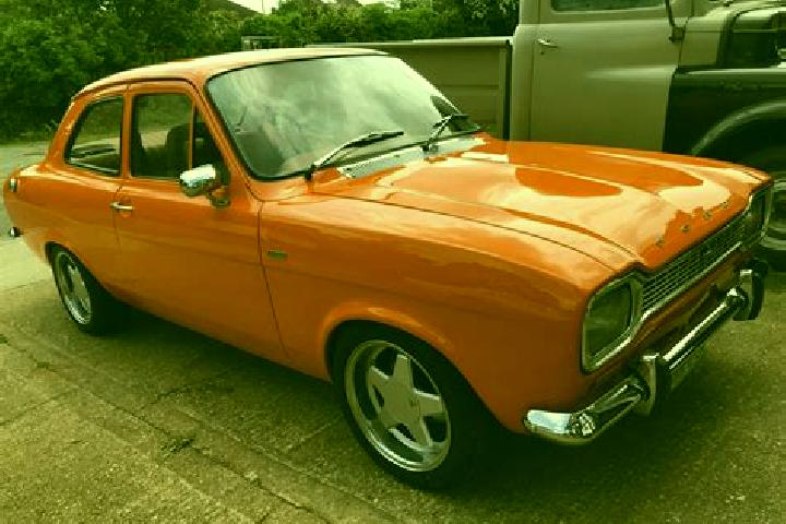 escort Weaverham