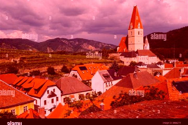 escort Weissenkirchen in der Wachau