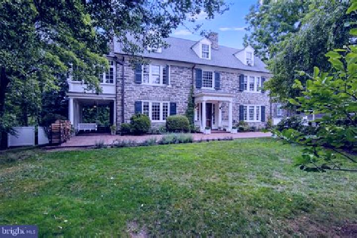 escort West Mount Airy