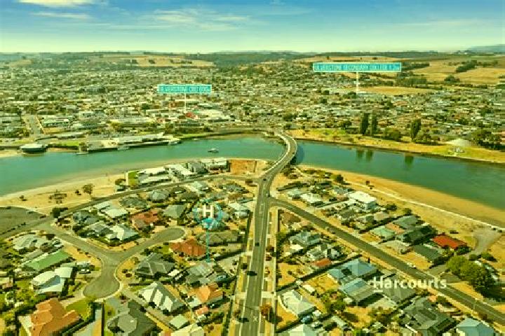escort West Ulverstone