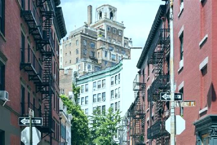 escort West Village