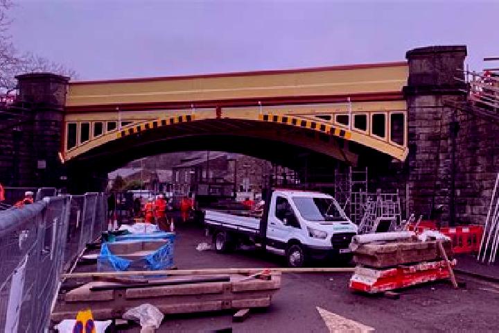 escort Whaley Bridge