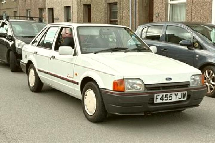 escort White City