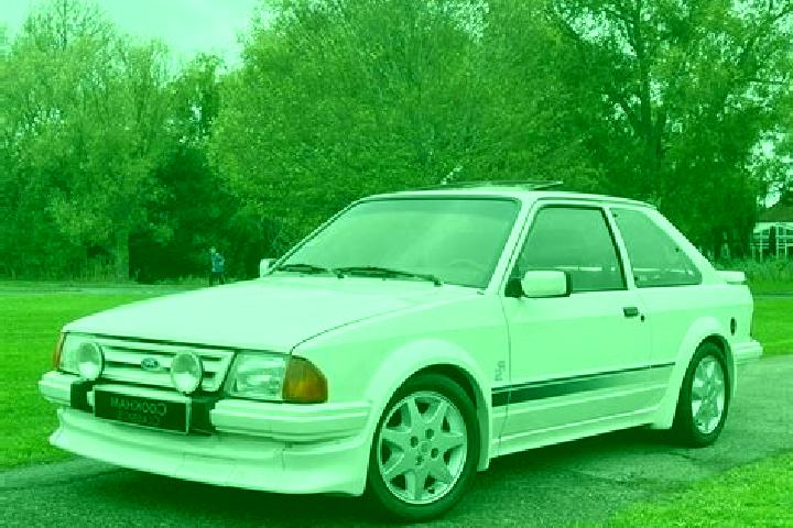escort White Waltham