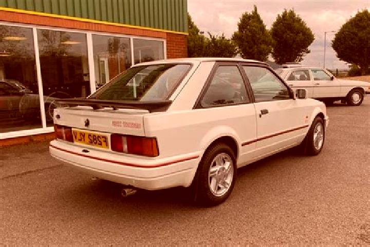 escort Whitecross