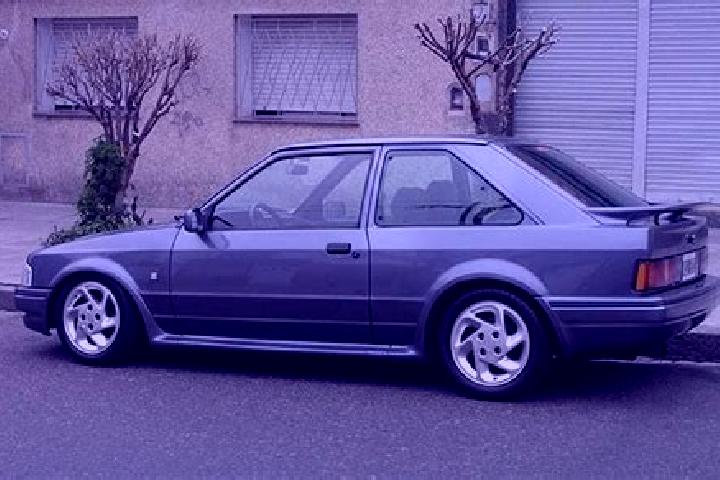 escort Willand