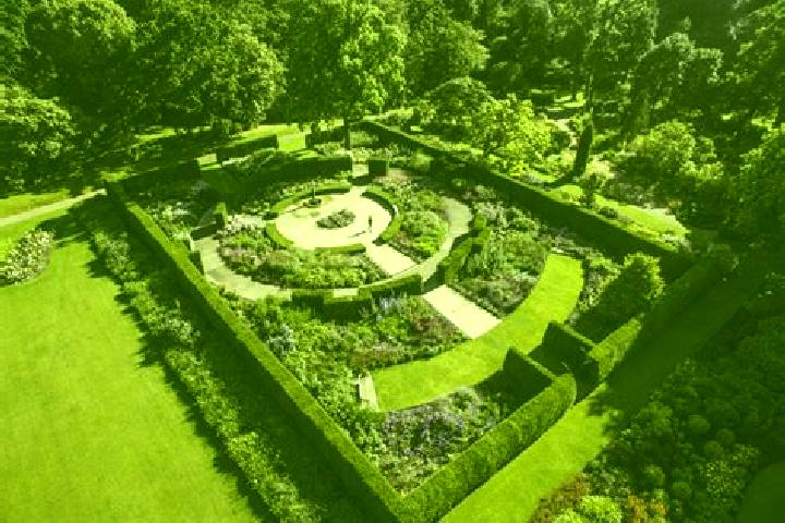 escort Windsor Gardens