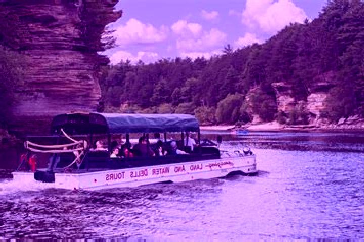 escort Wisconsin Dells