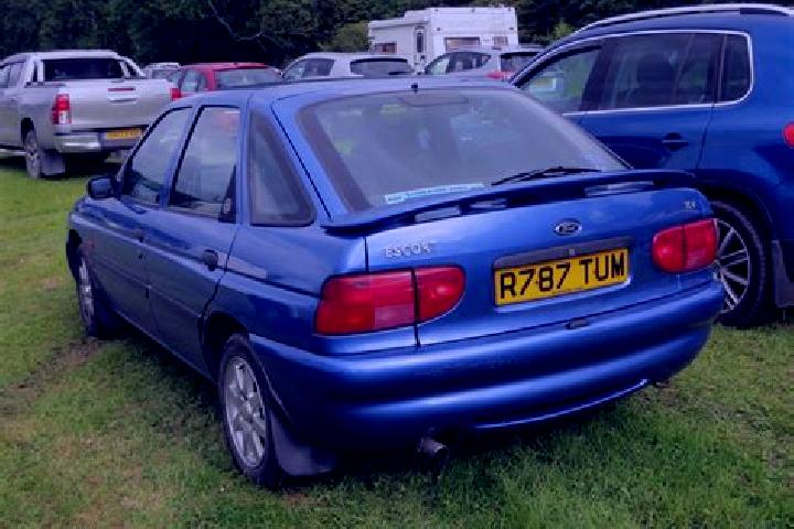 escort Woolpit