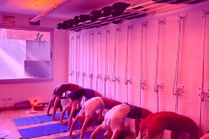 escort Yoga