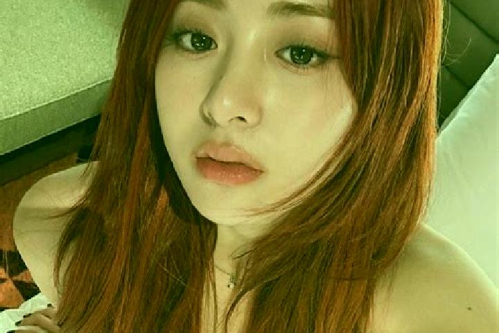 escort Yunjin