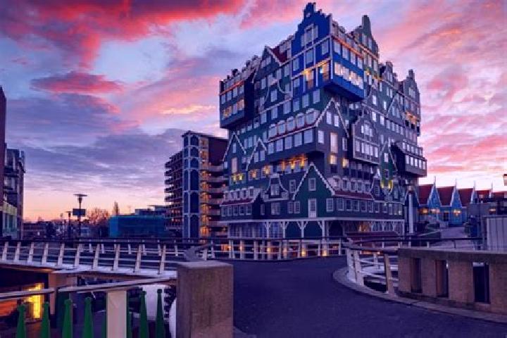 escort Zaandam
