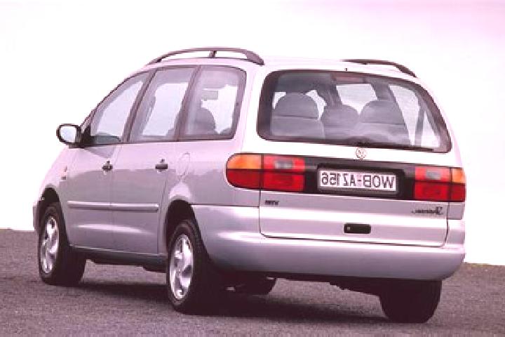 escort Zarah Sharan