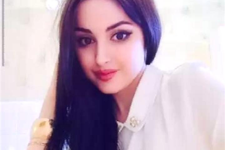 escort Zehra