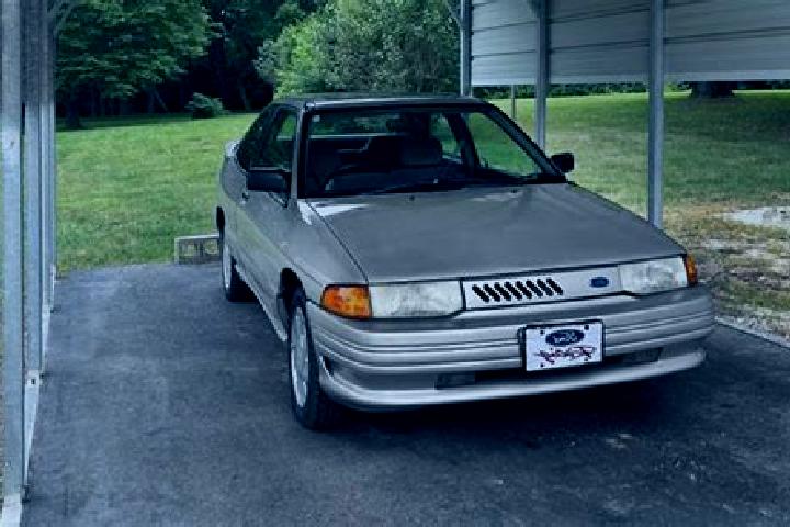 escort Zhiren
