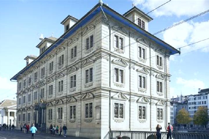 escort Zuerich (Kreis 1) / Rathaus