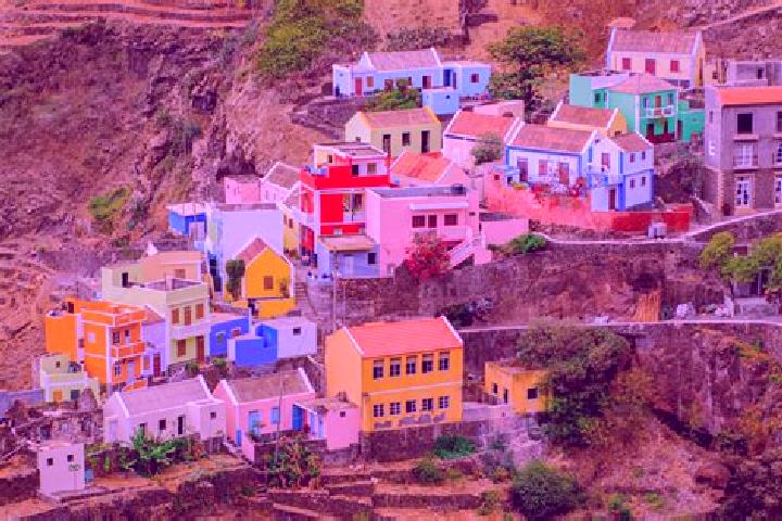 Escorts Aboboreiro, Cape Verde — Local Companions