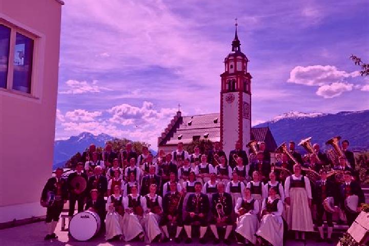 Escorts Absam, Austria — Local Companions