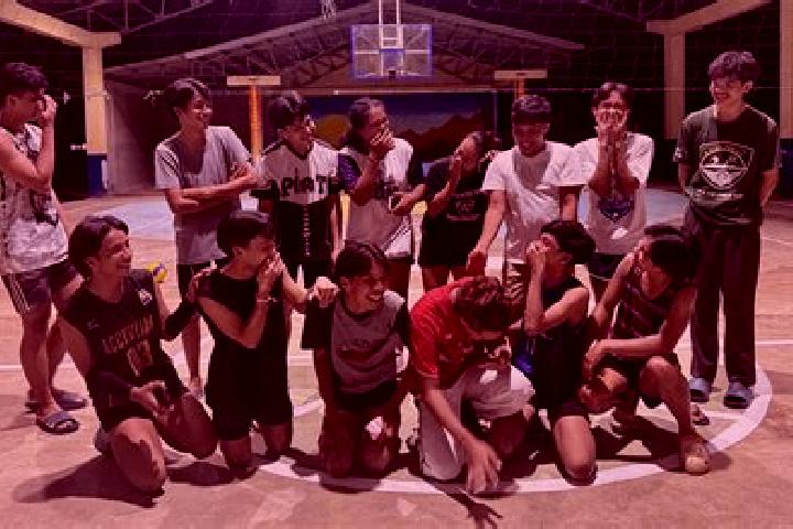 Escorts Accusilian, Philippines — Local Companions