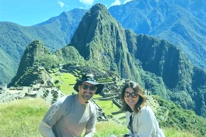 Escorts Achaya, Peru — Local Companions