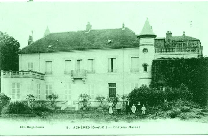 Escorts Acheres, France — Local Companions
