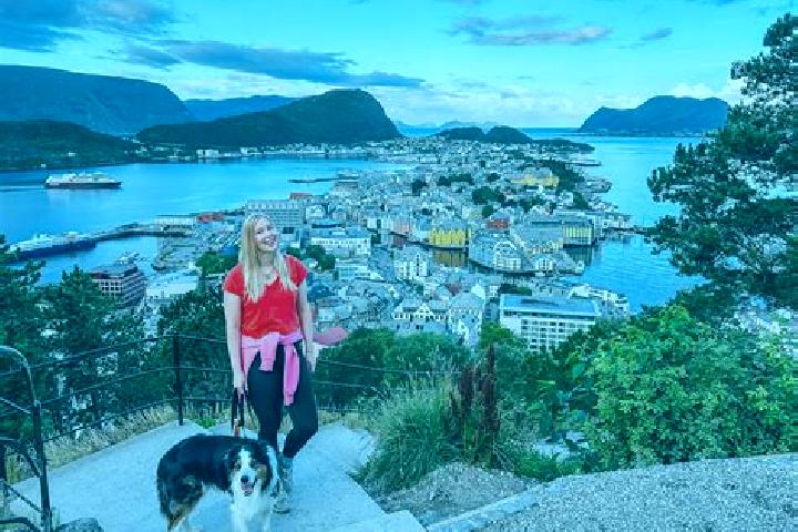 Escorts Agotnes, Norway — Local Companions