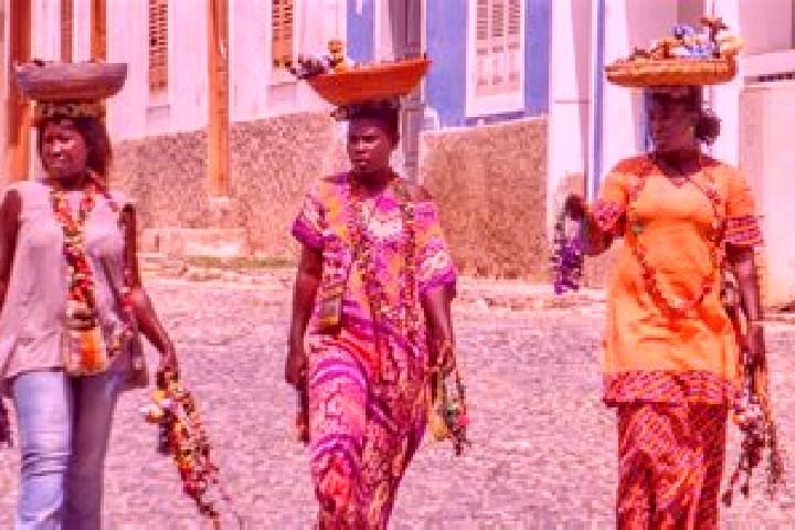 Escorts Agua de Gato, Cape Verde — Local Companions