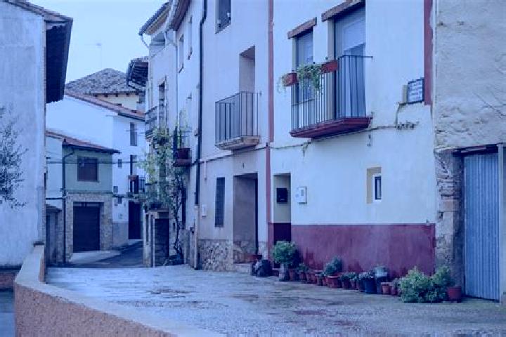 Escorts Aguaviva, Spain — Local Companions
