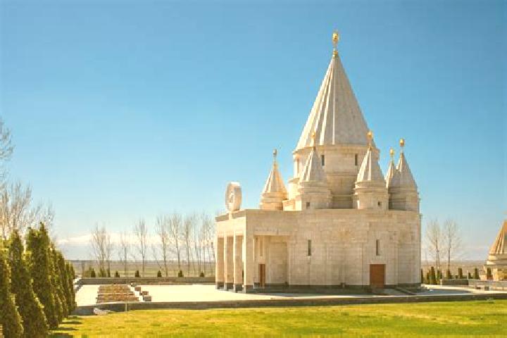 Escorts Aknalich, Armenia — Local Companions