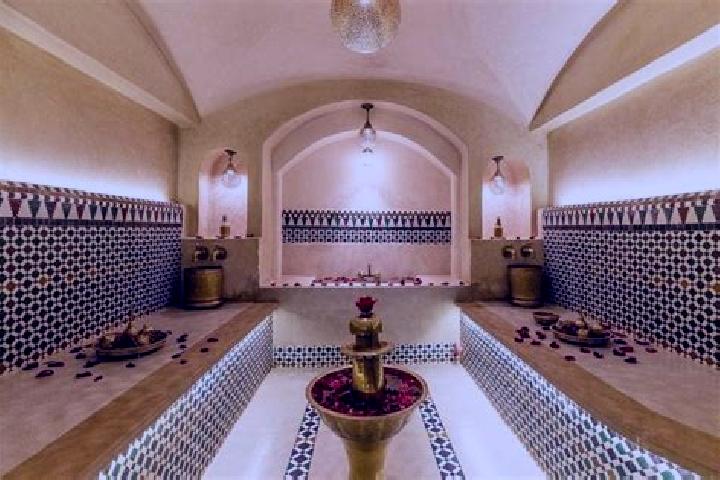 Escorts Al Hammam, Egypt — Local Companions