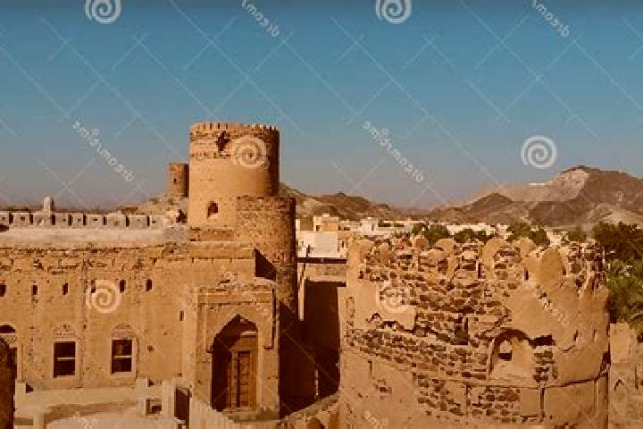 Escorts Al Qabil, Oman — Local Companions