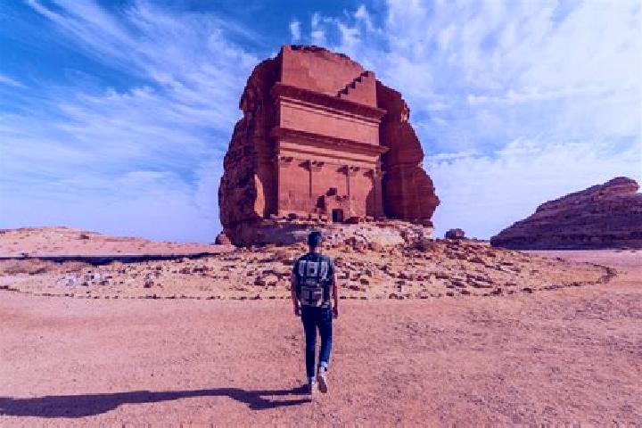 Escorts Al- Ula, Saudi Arabia — Local Companions