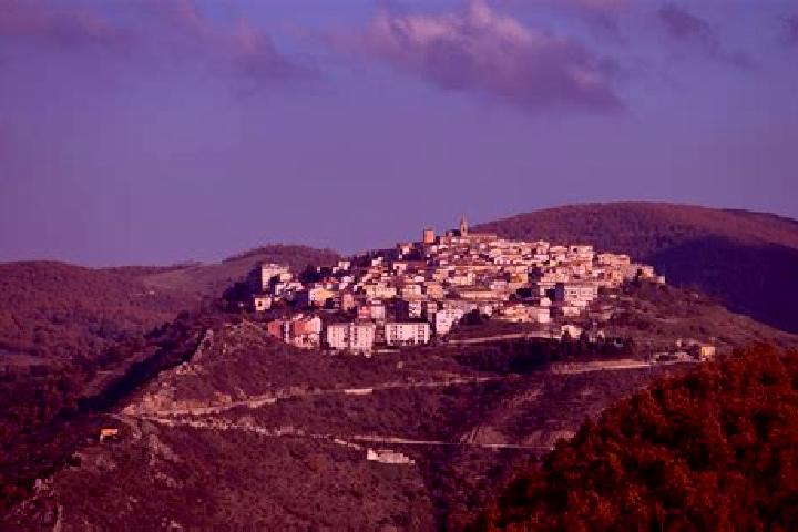 Escorts Albano di Lucania, Italy — Local Companions