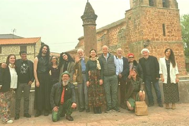 Escorts Alcolea de las Penas, Spain — Local Companions