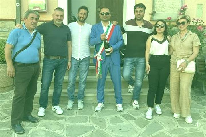 Escorts Alessandria del Carretto, Italy — Local Companions