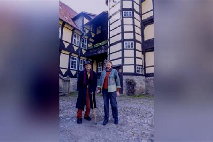 Escorts Alt Wallmoden, Germany — Local Companions
