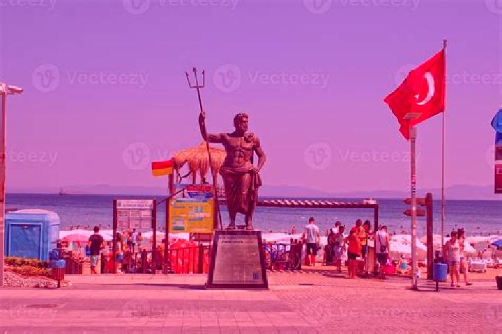 Escorts Altinkum, Turkey — Local Companions