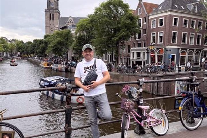 Escorts Amsterdam-Zuidoost, Netherlands — Local Companions