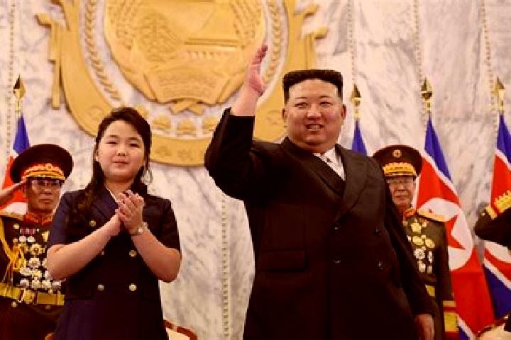 Escorts Anak, North Korea — Local Companions