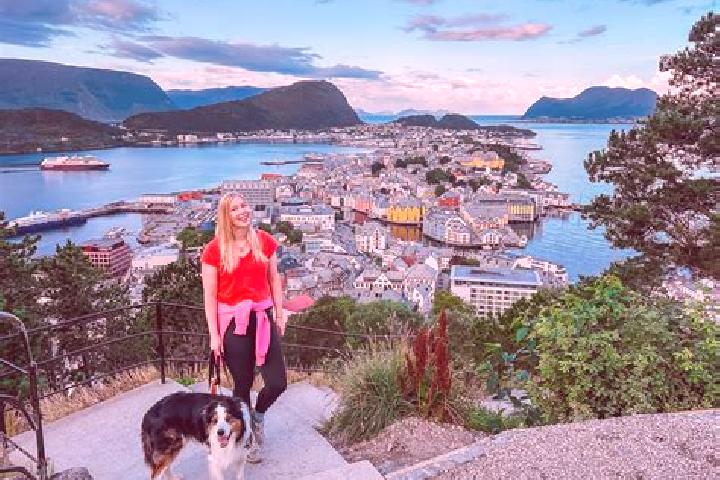 Escorts Andenes, Norway — Local Companions