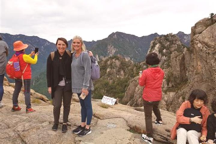 Escorts Andong, China — Local Companions