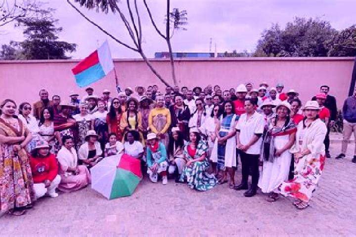 Escorts Andovoranto, Madagascar — Local Companions
