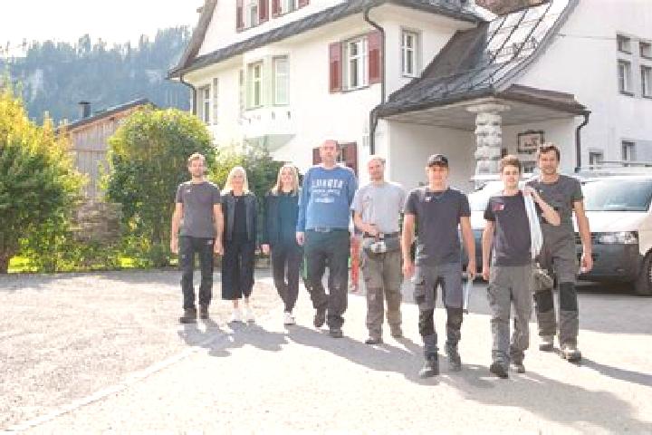 Escorts Annaberg, Austria — Local Companions